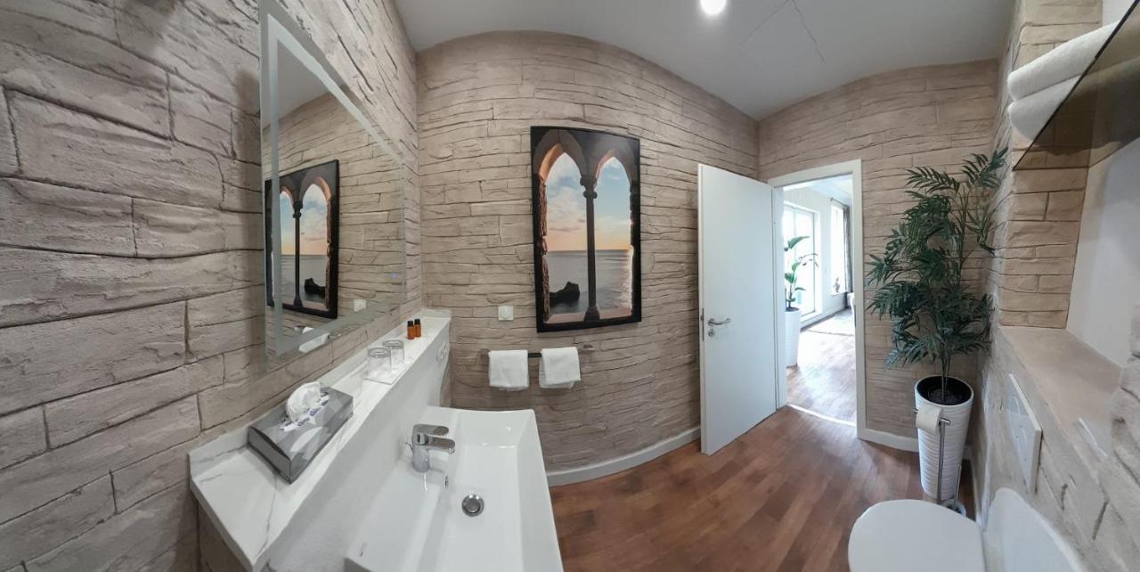 Hotel Garni Am Schloss Kottenheim 외부 사진